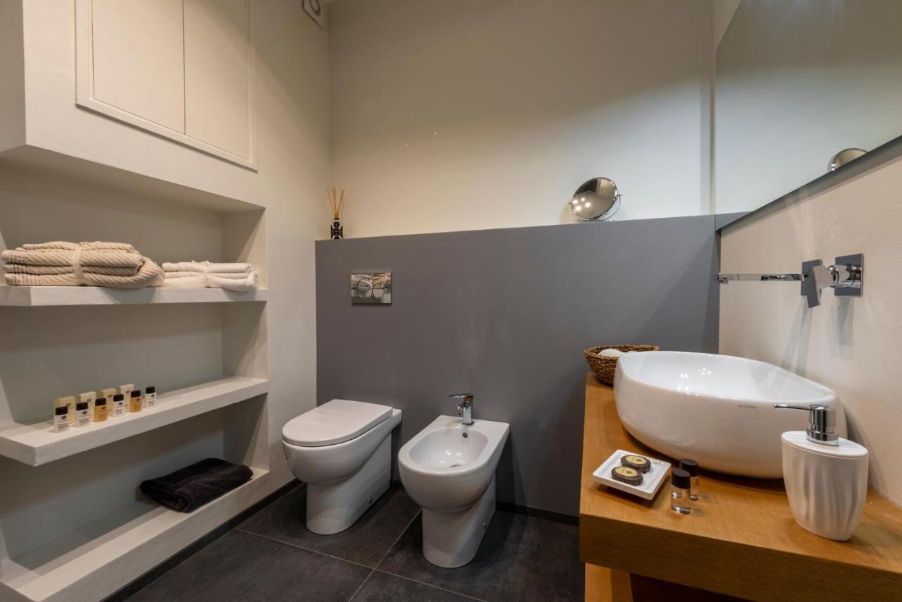 Bnbutler Arena 35 - Navigli Apartment Милано Екстериор снимка